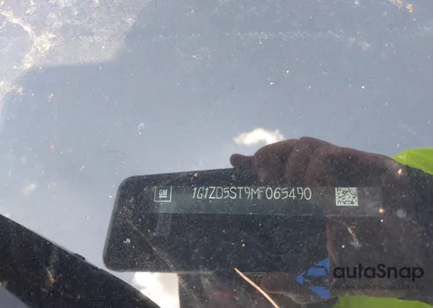 2021 Chevrolet Malibu Fwd Lt from USA, damaged, VIN 1G1ZD5ST9MF065490